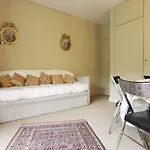 Charming Trocadero Flat